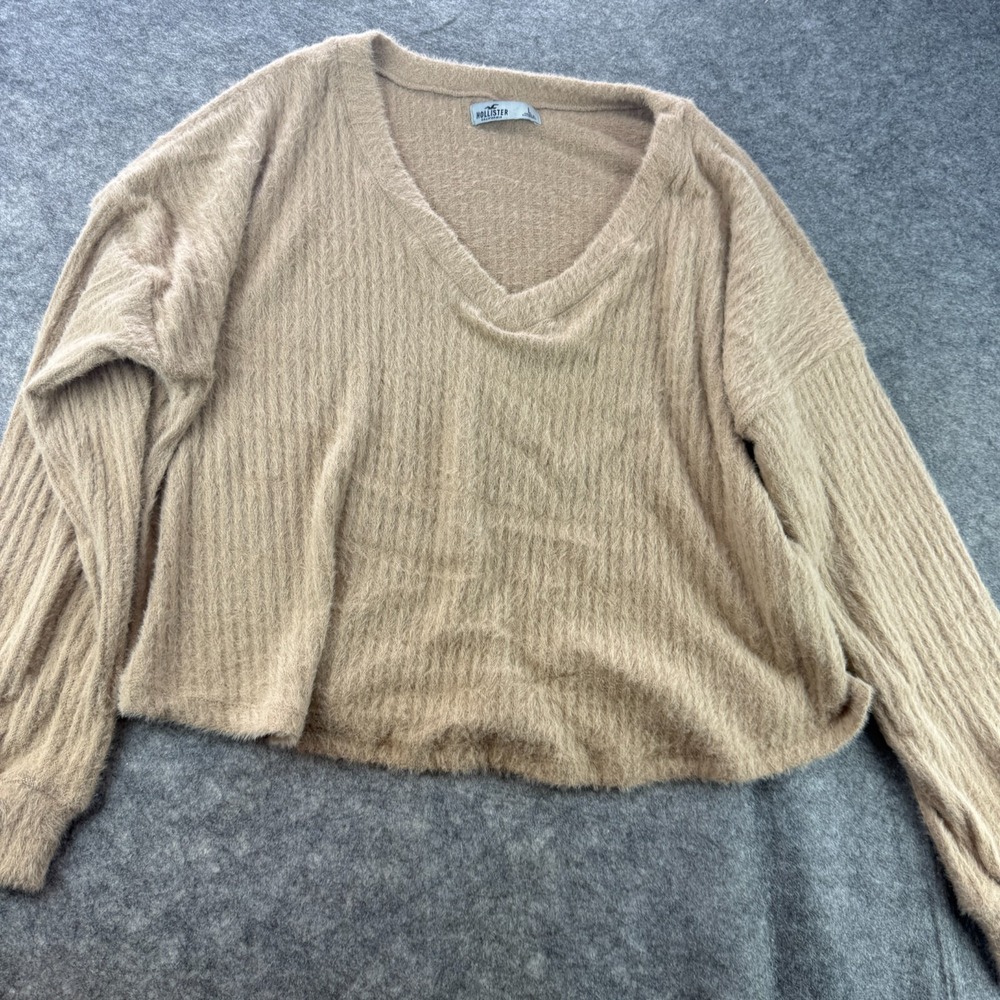 Hollister Super soft Cropped Ribbed Fuzzy Sweater Tan Beige Light Brown Size L